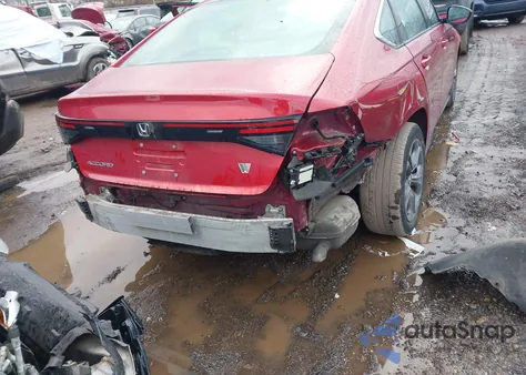 2024 Honda Accord Ex z USA, uszkodzony, nr VIN 1HGCY1F34RA009001